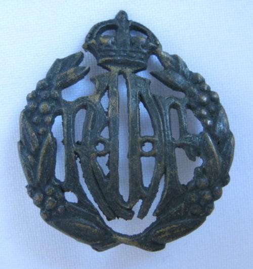 WW1-ROYAL AUSTRALIAN FLYING CORPS CAP BADGE- 2 LUGS