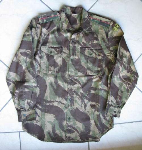 SECOND PORTUGUESE CAMOFLAGE PATTERN WITH VERTICAL BRUSHSTROKES,SHIRT-USED IN ANGOLA & MOZAMBIQUE LAB