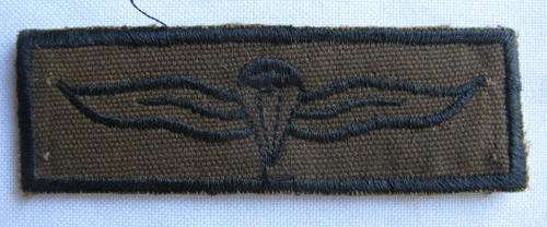 SADF BASIC PARACHUTE WING-1980'S-EARLY 90'S-EMBROIDERED ON NUTRIA-ORIGINAL