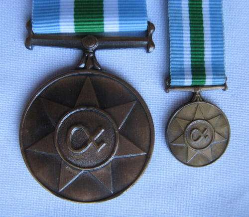 FULL SIZE & MINIATURE UNITAS MEDALS-FULL SIZE NUMBERED 094965