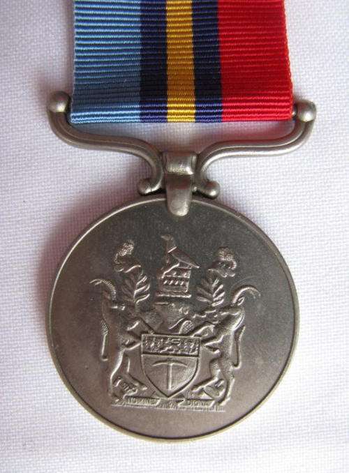 FULL SIZE RHODESIAN GSM MEDAL AWARDED TO: 92136 X E/R R.I. CRAIG-THE MEDAL IS UNRESEARCHED