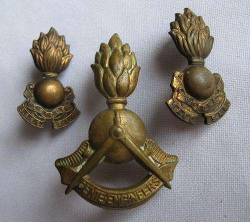 SA ENGINEERS CORPS BRASS CAP & COLLAR BADGES-WORN 1959-1970-LUGS INTACT