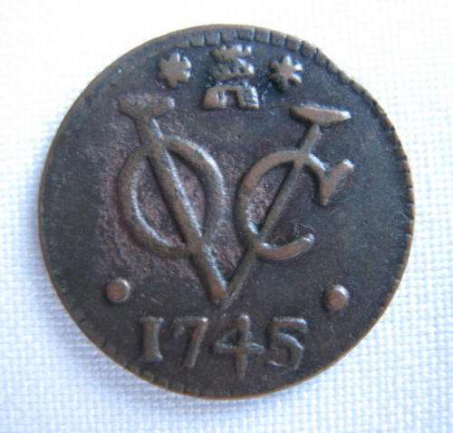 1745 BRONZE VOC COIN-DIAMETER 21 MM