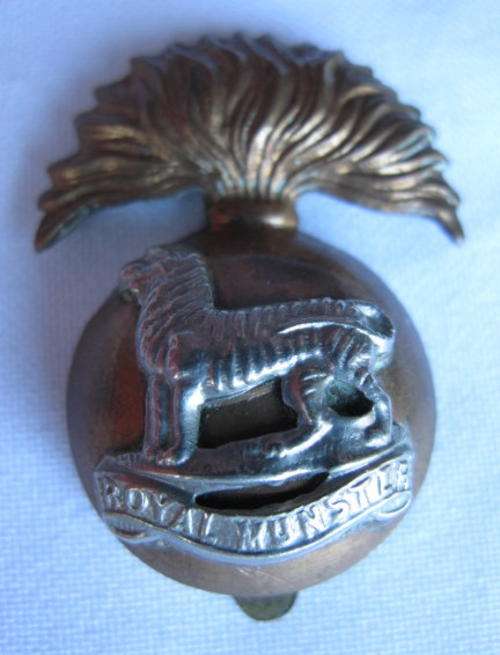THE ROYAL MUNSTER FUSILIERS CAP BADGE 1898-1922-SLIDER INTACT