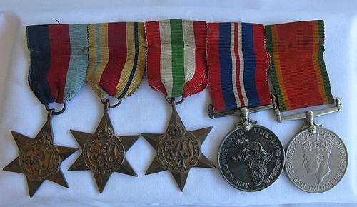 SA WW2 MEDAL GROUP OF 5 AWARDED TO 25391 S. ROUX - THE MEDALS ARE UNRESEARCHED