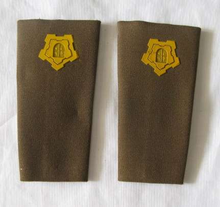 SA ARMY RANK INSIGNIA FOR MAJOR = 1970'S-1996 - FIELD DRESS
