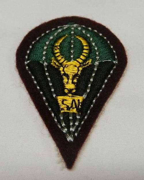 1 PARA BATTALION BERET BADGE WORN FOR A PERIOD BY NON-PARACHUTE QUALIFIED MEMBERS