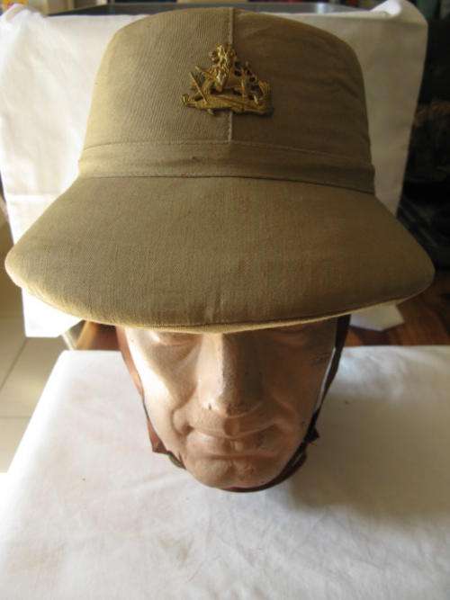 RHODESIAN BSAP WOLESELEY PATTERN HELMET - INSIDE RING MEASURES 54CM