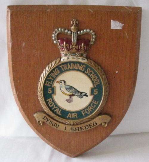 ROYAL AIR FORCE 5 FLYING TRAINING SCHOOL PLAQUE