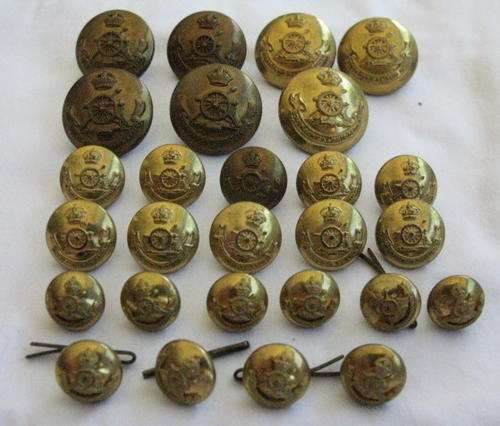 SA ARTILLERY GILT BUTTONS - 7 X LARGE (DIAMETER 15MM) 10 X MEDIUM (DIAMETER 15MM) 10 X SMALL (DIAMET