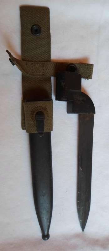 SA NO 9 BAYONET FOR USE ON THE NO4 RIFLE-METAL SCABBARD & WEBBING FROG-GOOD CONDITION