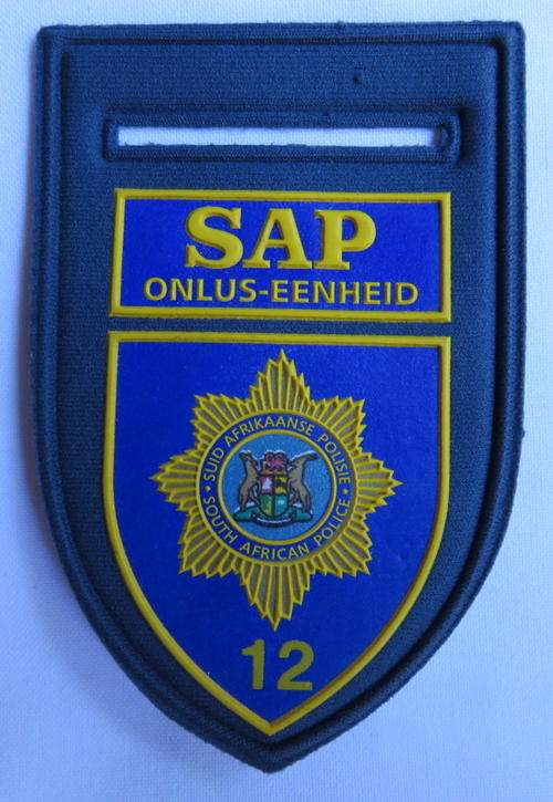 SA POLICE (PORT ELIZABETH) RIOT UNIT 3RD TYPE AROUND 1987-BLUE EMBOSSED FLASH