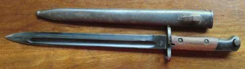 PORTUGUESE 1904 MAUSER BAYONET WITH METAL SCABBARD SIMSON & CO SUHL MAKERS MARK-TOTAL LENGTH 395MM-G