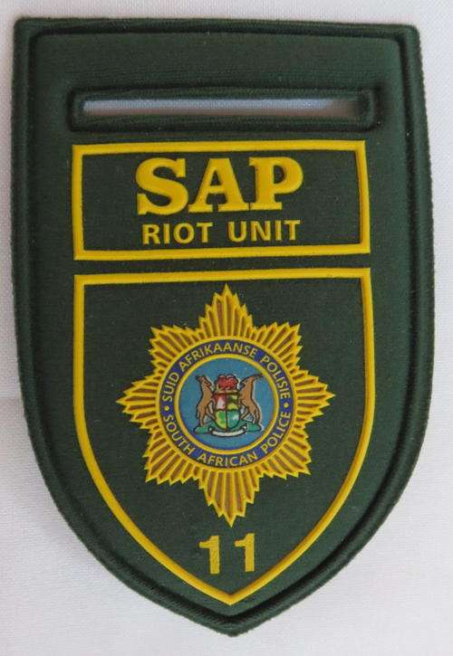 SAP RIOT UNIT,GREEN EMBOSSED FLASH-ONE PIN-ORIGINAL