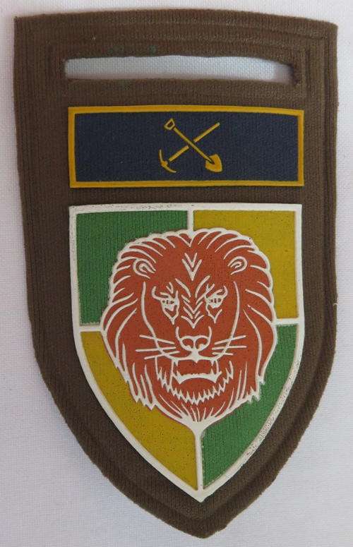 GROUP 20 HQ TUPPER FLASH-ORIGINAL-ONE PIN