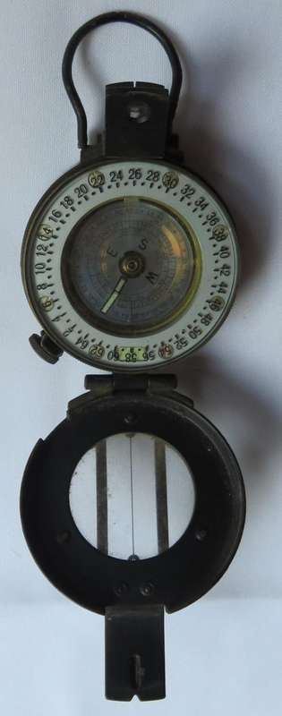 SA BORDER WAR PERIOD ARMY ISSUE COMPASS-M-73 MILLS MADE IN THE UK-WORKING