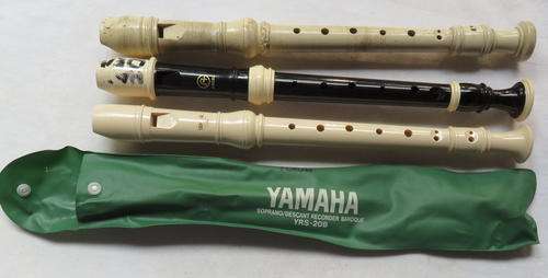 3X VINTAGE RECORDERS-THE ONE A SOPRANO/DESCANT YRS-2O B