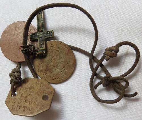 WW2 DOG TAG NAMED TO CPL  K.W. VON GRUENEWALDT 83495