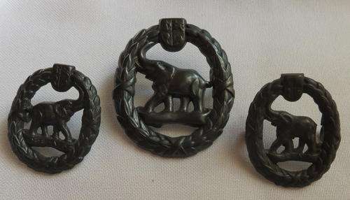 NON EUROPEAN ARMY SERVICES BRONZE CAP & COLLARS -WORN POST 1942-LUGS INTACT