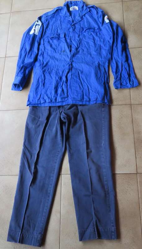 SA NAVY UNIFORM FOR ENGINE ROOM MECHANIC-LEADING SEAMAN-TROUSERS A SIZE 30 WITH PIPE LENGTH 72CM-SHI