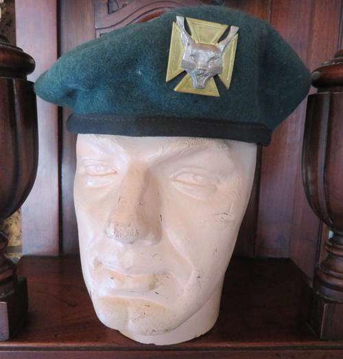 7 SA INFANTRY BERET WITH BI-METAL CAP BADGE-APPROVED 1986