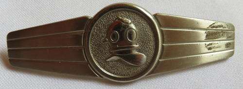 GERMAN ARMY NAVY DIVER QUALIFICATION BREAST BADGE-GRADE 2 -2 PINS