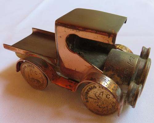 RHODESIA BUSH WAR PERIOD TRENCH ART-MEASURES 9CM-HEIGHT 4,6CM