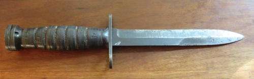 US SPECIAL FORCES M4 BAYONET-MAKERS MARKINGS ON CROSS GUARD G.A. MILL-US-TOTAL LENGTH 29CM-THE M4 B