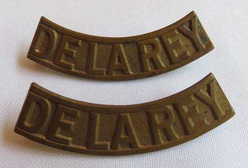 REGIMENT DE LA REY SHOULDER TITLE PAIR-WORN 1934-1950'S-LUGS INTACT