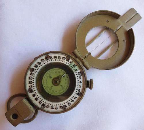 STANLEY LONDON PAINTED,SOLID BRASS BRITISH PRISMATIC MILITARY MARCHING COMPASS-SADF BORDER WAR PERIO