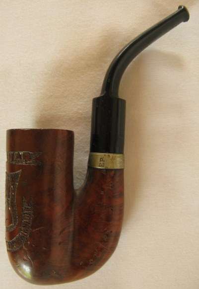 NO. 2501)  A BOER WAR PIPE, THE BOWL CARVED WITH A SIDE VIEW BUST OF PAUL KRUGER