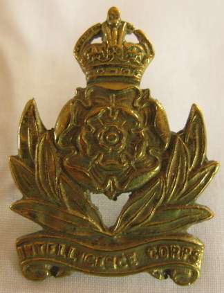 NO. 2638)  S.A. MILITARY INTELLIGENCE CORPS WW2 BRITISH PAT. ADOPTED CASTING 2 STUDS.