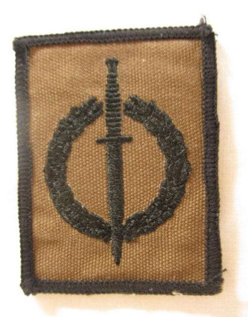 NO. 4562)  SPECIAL FORCES OPERATOR QUALIFICATION BADGE COPY!!! BLACK EMBROIDERED ON NUTRIA.