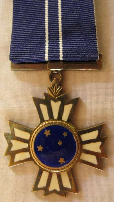 NO. C108)  SOUTHERN CROSS DECORATION FULL SIZE NUMBERED 654 SILVER.
