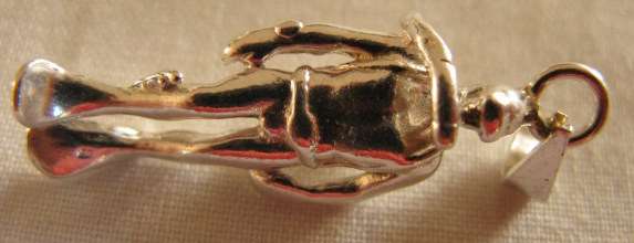 NO. 5754)  DIVERS PENDANT 99& SOLID SILVER.  MEASURES 35MM - TOTAL WEIGHT 5 GRAM.