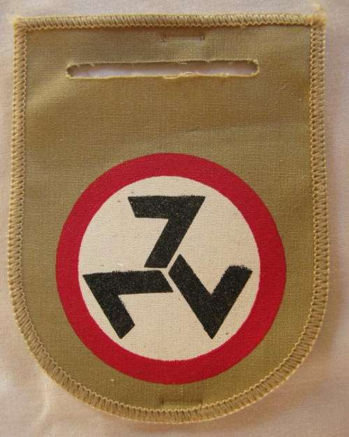 AWB CLOTH SHOULDER FLASH.