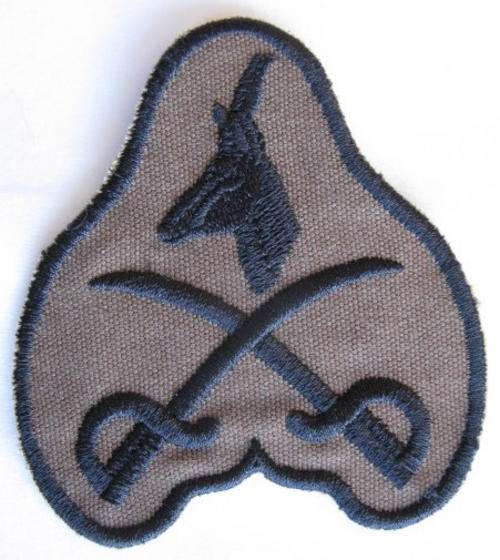 SADF PT INSTRUCTOR CLOTH BADGE - FIELD DRESS - BLACK EMBROIDERED ON NUTRIA.