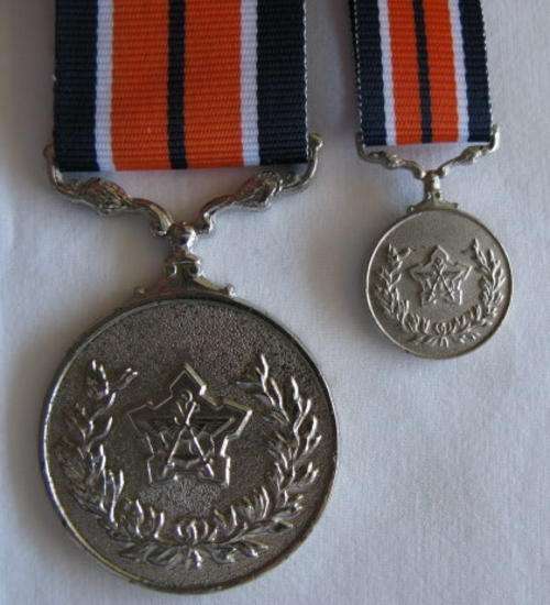 SADF GENERAL SERVICE MEDAL FULL SIZE NUMBERED 031887 & MINIATURE.