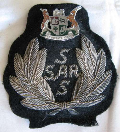 SA RAILWAYS SILVER WIRE EMBROIDERED CAP BADGE