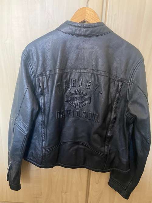 HARLEY DAVIDSON LADIES LEATHER JACKET