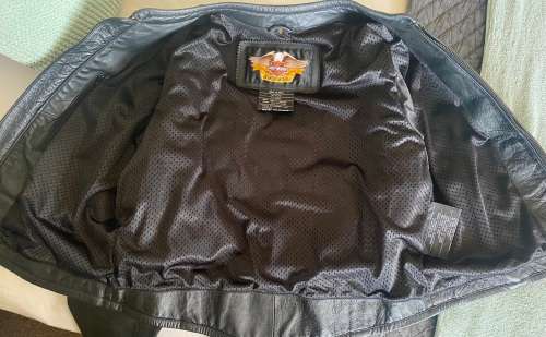 HARLEY DAVIDSON LADIES LEATHER JACKET