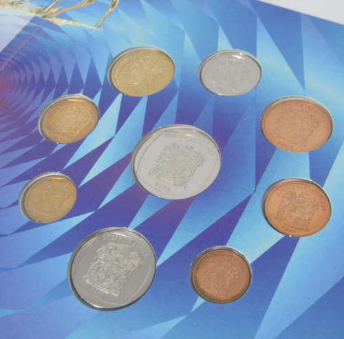 SOUTH AFRICA 2000 UNCIRCULATED COIN SET - WITH OLD COAT OF ARMS - MILLENIUM SET