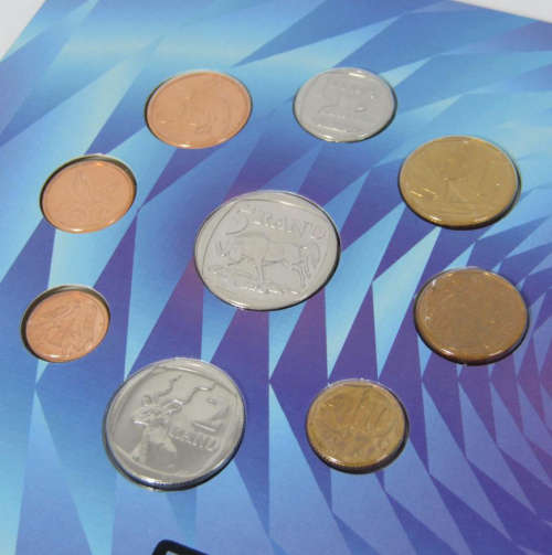 SOUTH AFRICA 2000 UNCIRCULATED COIN SET - WITH OLD COAT OF ARMS - MILLENIUM SET