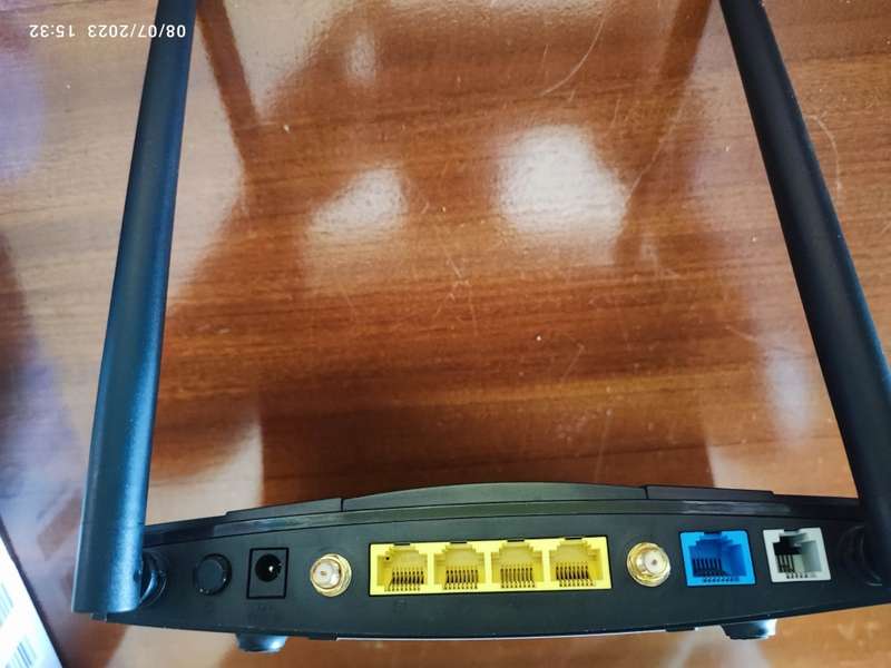 D-Link FIBRE/LTE DWR-956M Wi-Fi ac 1200 Dual Band Gigabit Router (takes sim card or fibre)