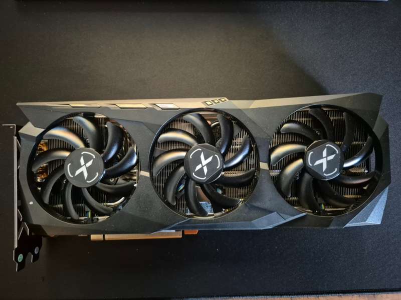 Faulty XFX Speedster swift 309 RX6700XT 12GB for spares or repair
