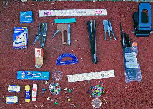 ASSORTED LOT OFFICE USEFUL ITEMS - SEE PHOTO OF COLLECTION OF ITEMS