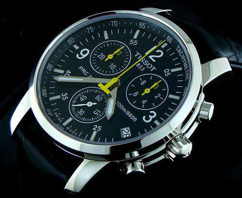 TISSOT PRC200 Gents Watch Retail R5999.99(( Brand New ))