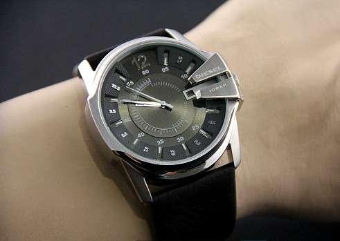 DIESEL GENTS MASTER CHIEF Quartz Dress Watch**AWESOME STYLE AND ELEGANCE!!**BRAND NEW!