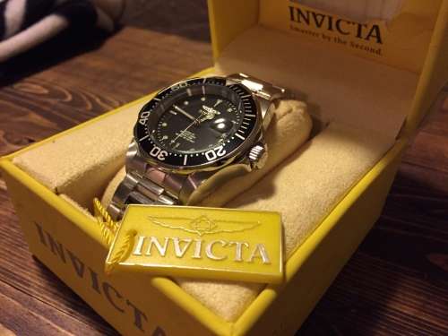 Invicta Gents Automatic 24 Jewels Pro-Divers 200m Watch++Awesome 40 mm Submariner Style-TOP WATCH!