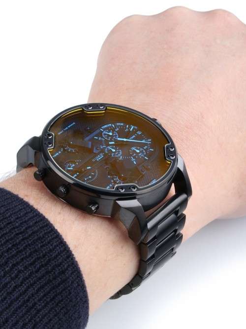 DIESEL DZ7395 GENTS 4 TIMEZONE XXL(57MM) MR BIG DADDY**BRAND NEW++R8999.99++ABSOLUTE SHOW STOPPER!!